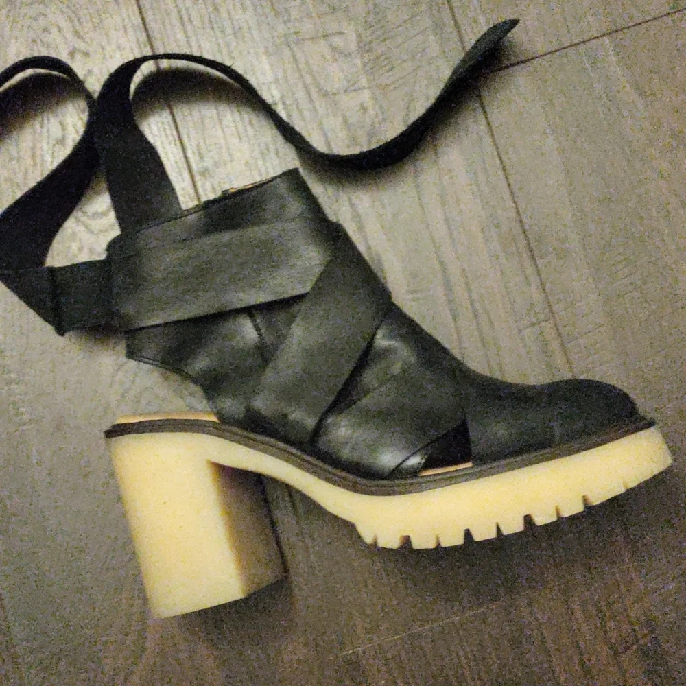 Free People Blake Platform